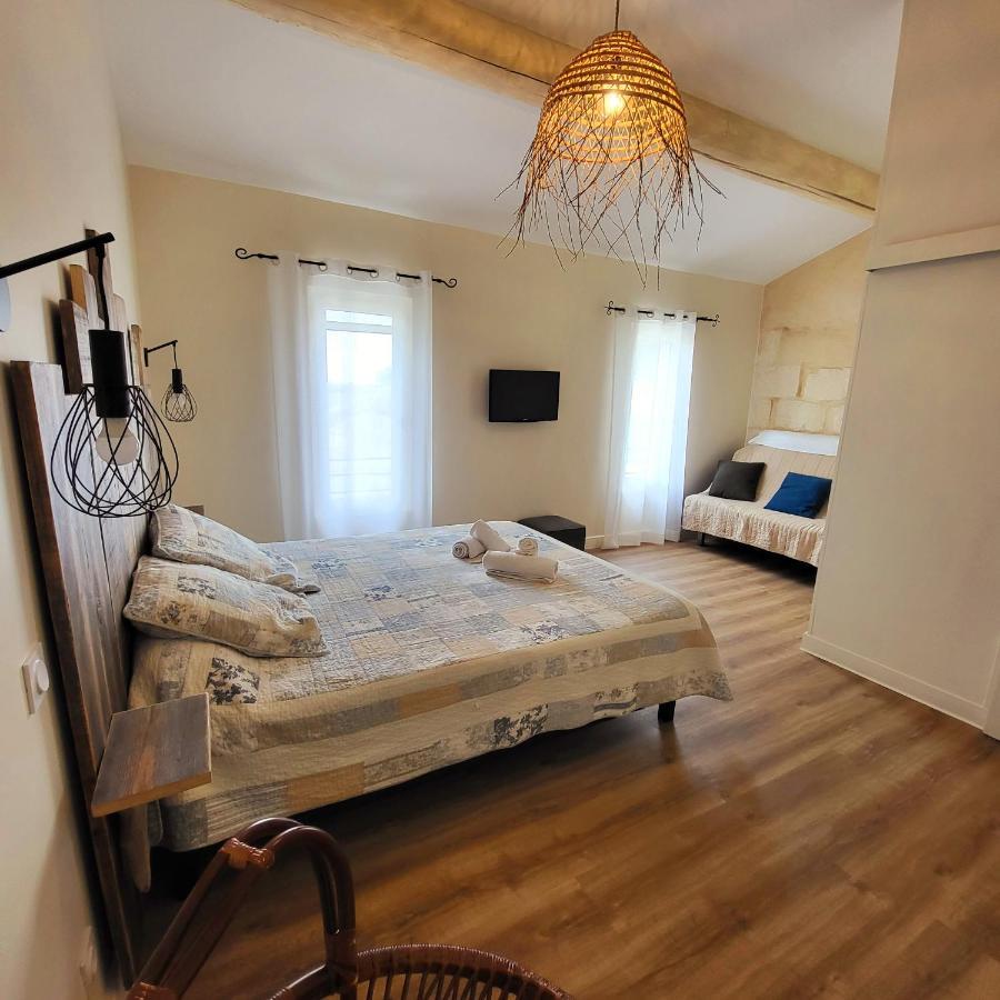 Manade Saint Louis Mas De La Paix Bed & Breakfast Вовер Екстериор снимка